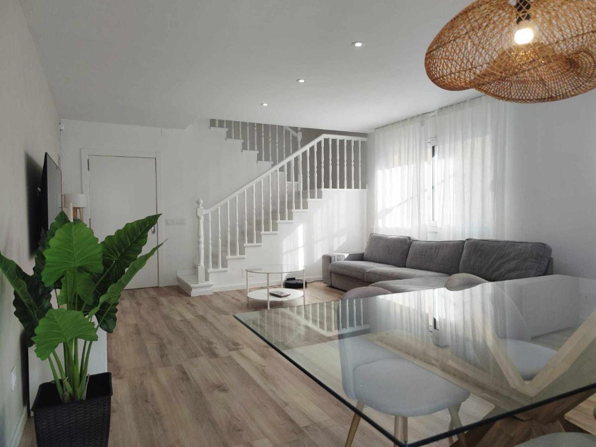 Mazi Apartments Cuba Mataro Bagian luar foto
